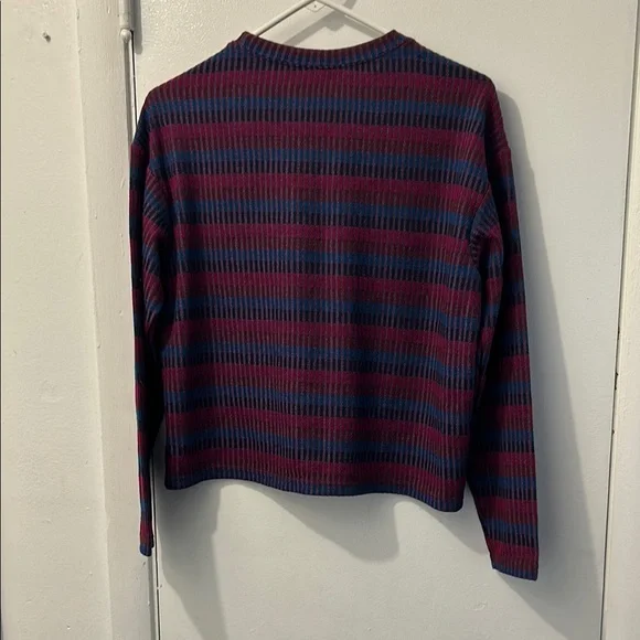 Striped Knit Sweater and Skirt Set - Picture 3 of 7